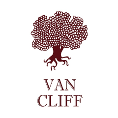 Оптовые продажи мужской одежды онлайн на Supl.biz: опыт бренда Van Cliff